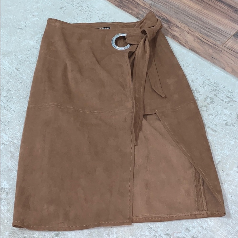 MIDI skirt